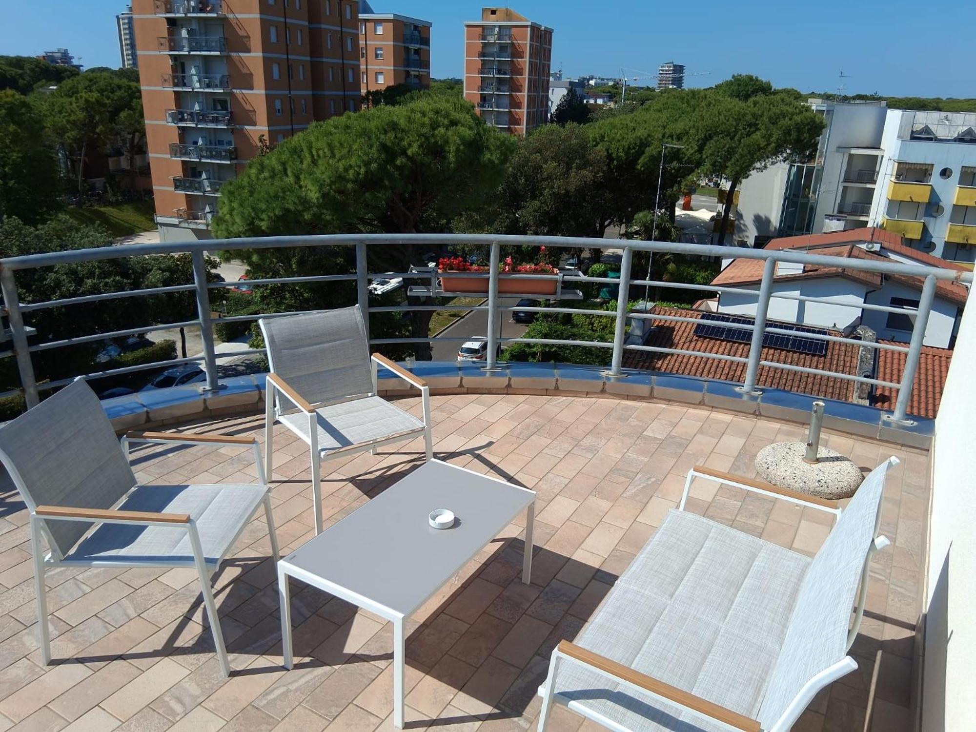 Hotel Alisei Lignano Sabbiadoro Eksteriør bilde