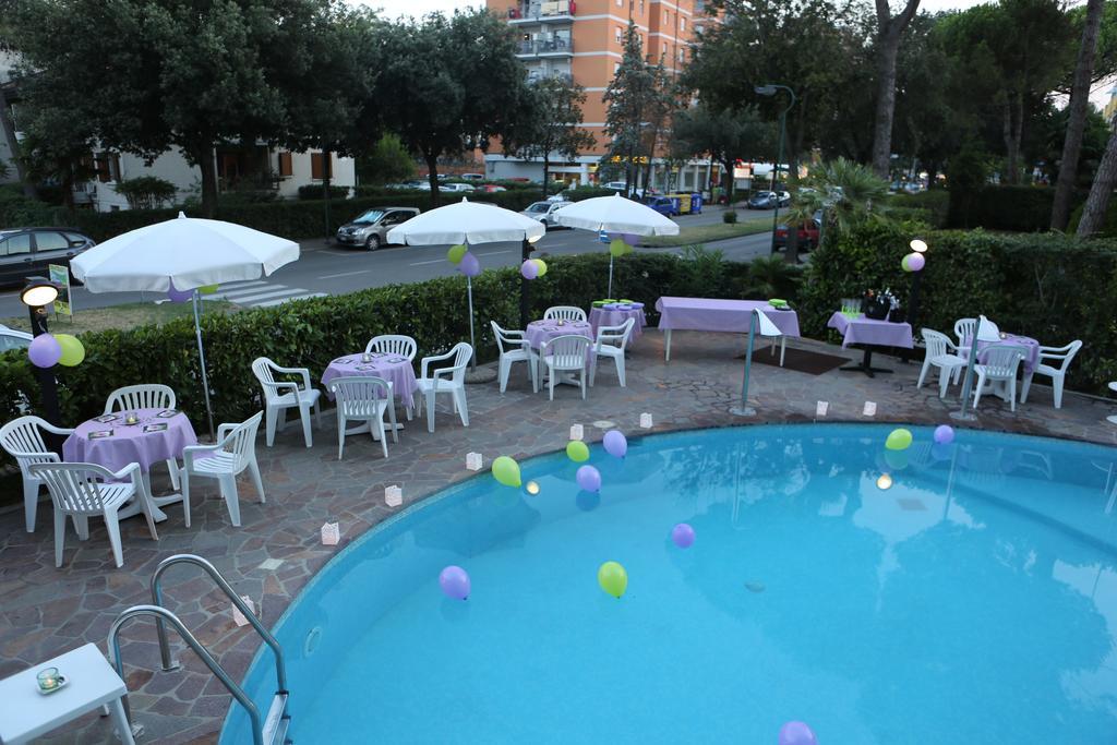 Hotel Alisei Lignano Sabbiadoro Eksteriør bilde
